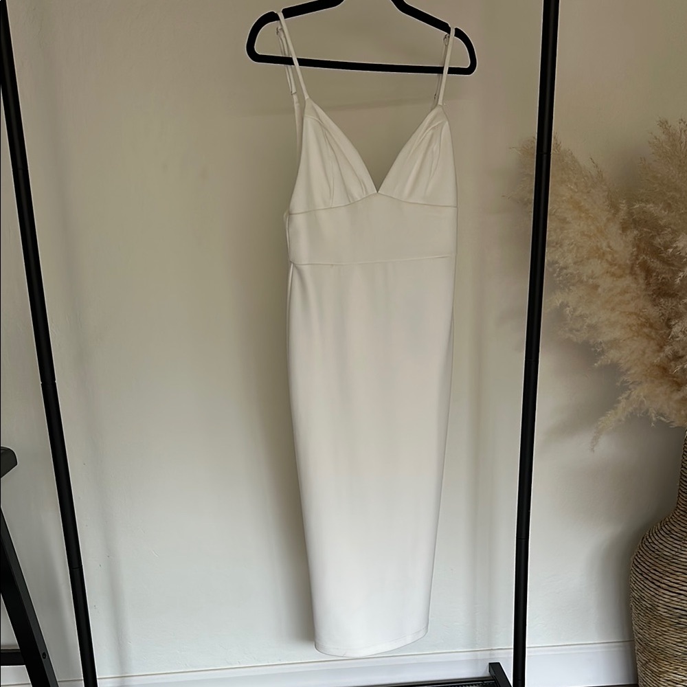 Elegant White Spaghetti Strap Dress